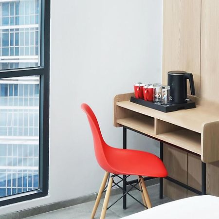 Neo Hotel Puri Indah Jakarta Eksteriør bilde