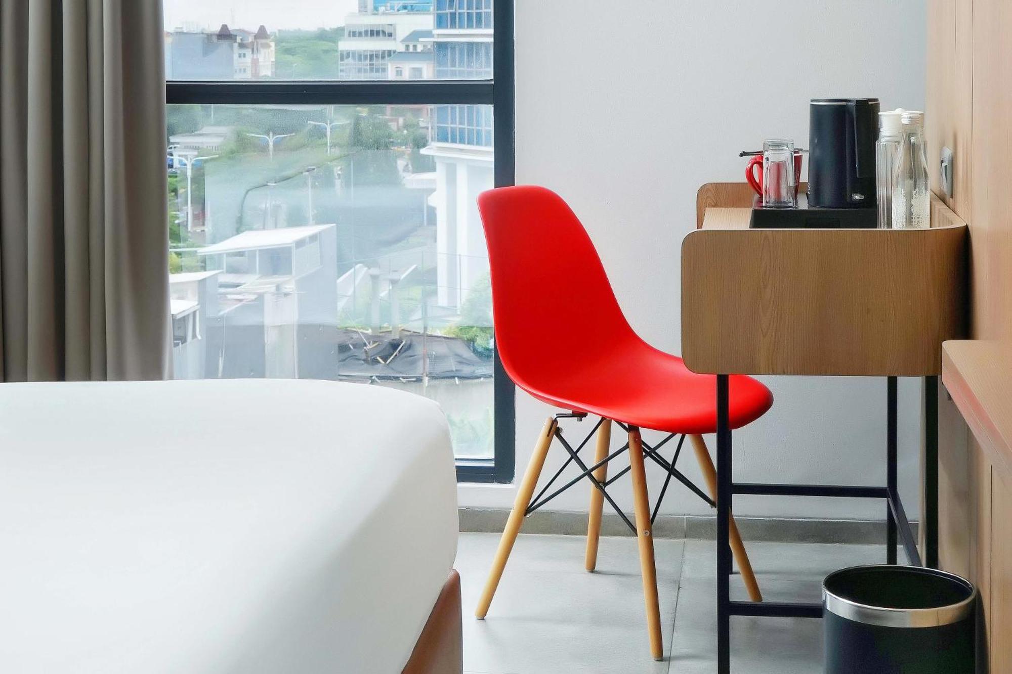 Neo Hotel Puri Indah Jakarta Eksteriør bilde